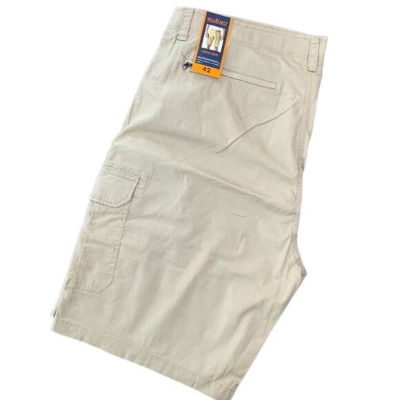 WearFirst Men’s Cargo Shorts Khaki Tan Size 42 NWT - Picture 4 of 7